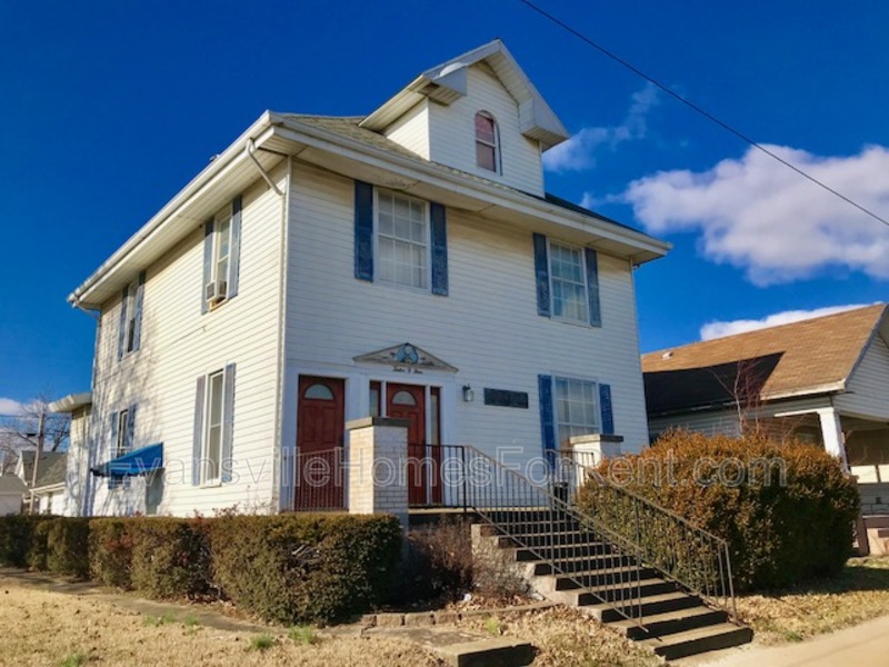 Evansville Condo: 1204 North First Avenue - A (down)