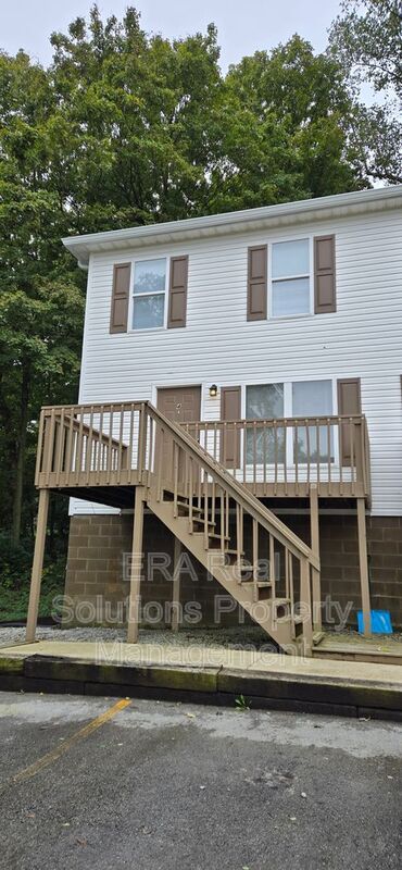 Hillsboro Condo: 319 Bigelow St.
