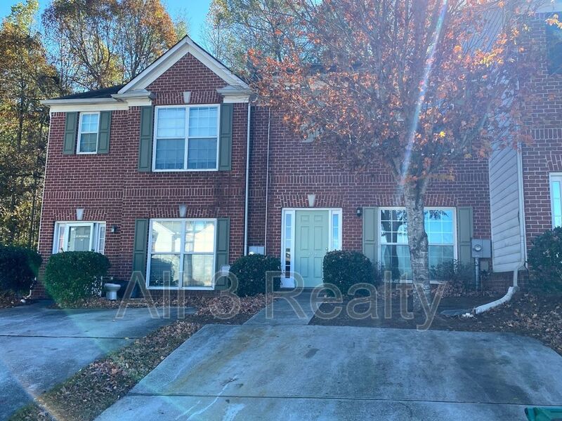 Lithonia House: 2714 Parkway Trail