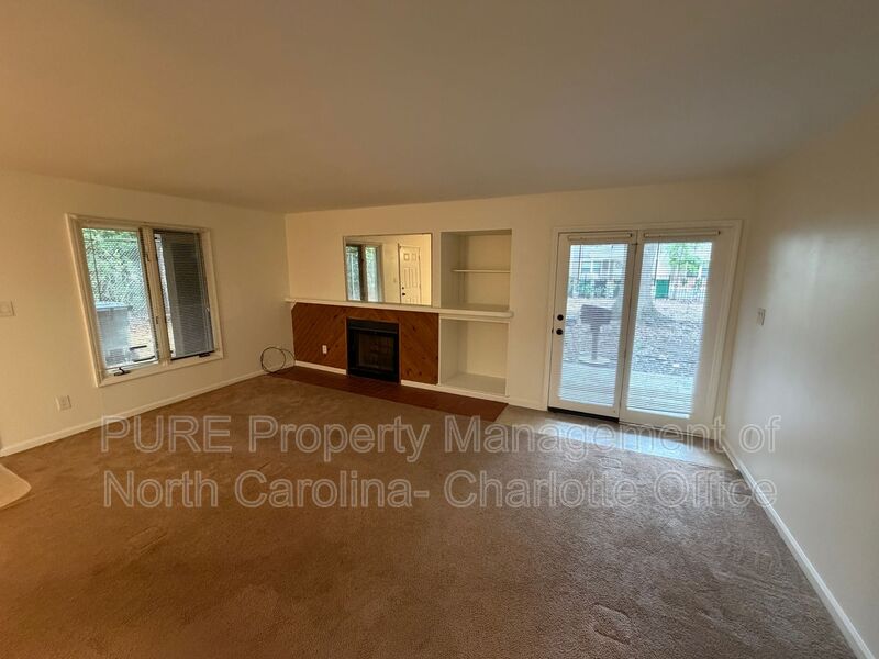 Charlotte Condo: 1832 J Julian Ln