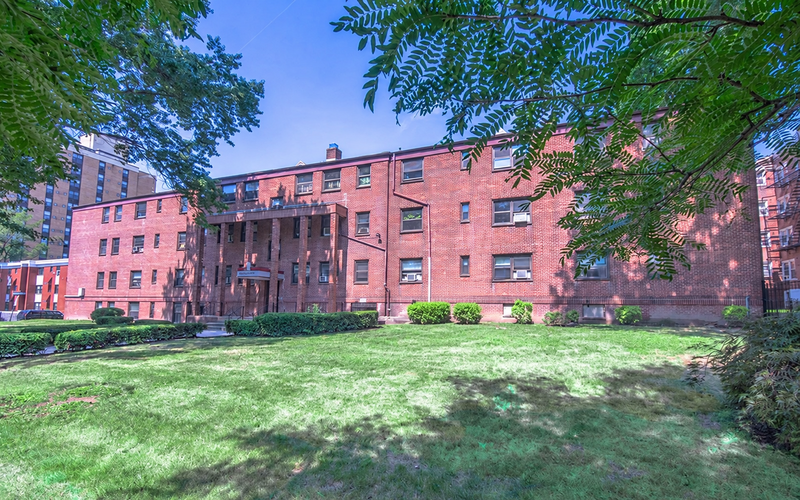 East Orange Condo: 255-271 S Harrison St - J8