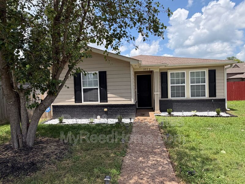 Cordova House: 9952 Branley Oak Dr