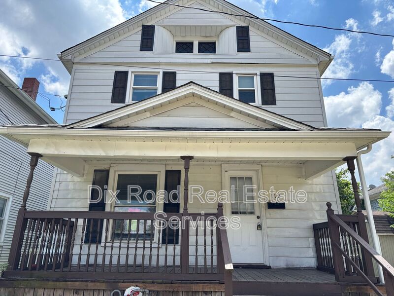Dayton House: 112 Heaton Avenue