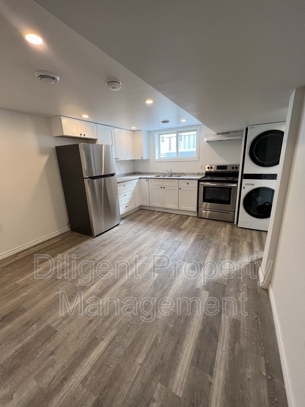 Peterborough House: 786 Snelgrove Rd.