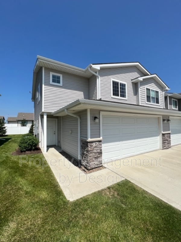 Waukee Condo: 763 Northeast Macey Way