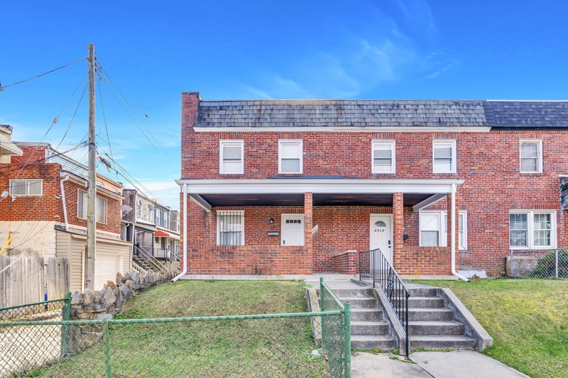 Baltimore Townhome: 2301 Riggs Avenue