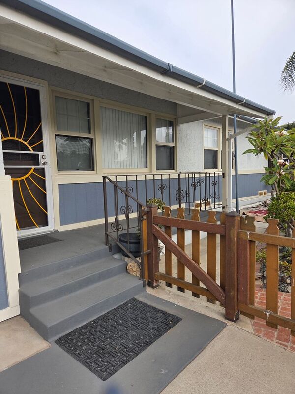 Oceanside House: 1616 S. Tremont St.