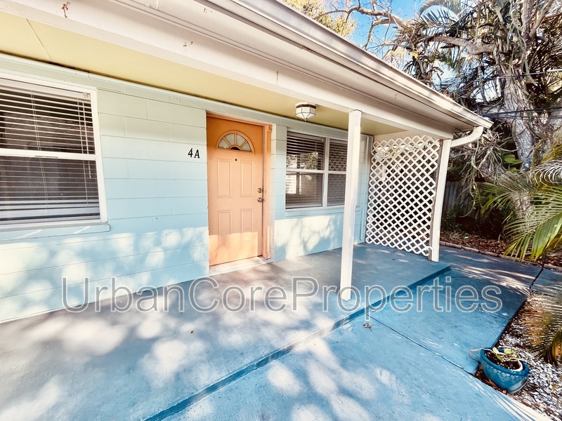 St. Petersburg Condo: 1601 4th St N