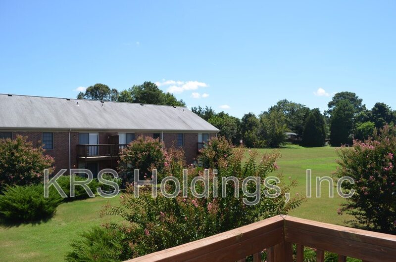 Gloucester Point Condo: 7698 Colonial Point Lane
