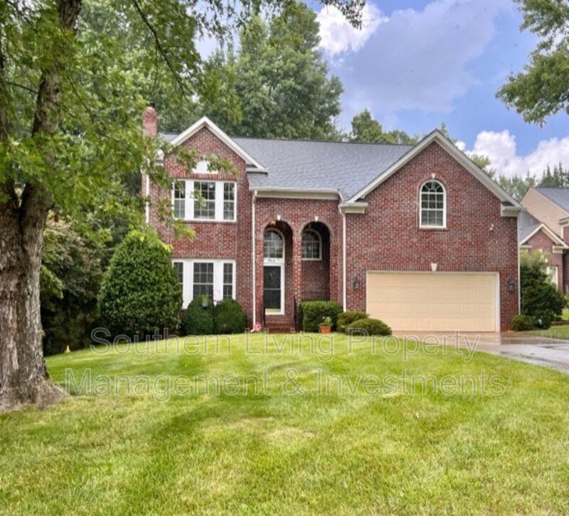 Request a Viewing for 2812 Redfield Drive Tenant Turner