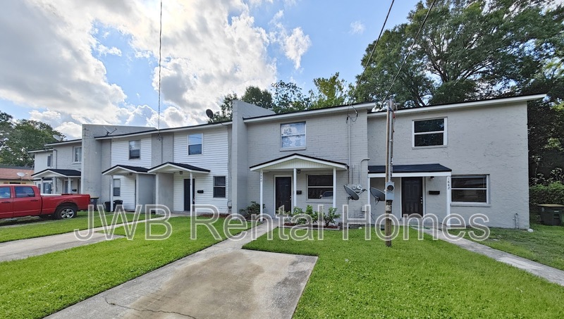 Jacksonville Townhome: 1840 Broadway Ave