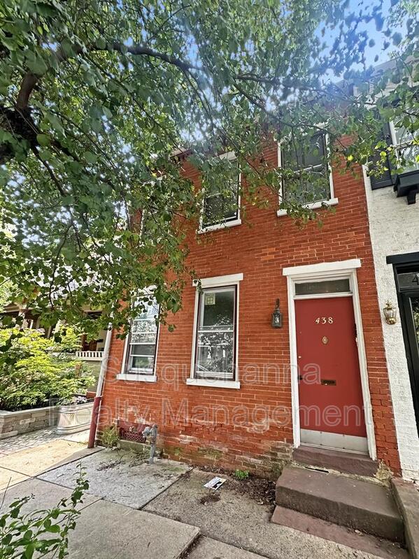 Lancaster Condo: 438 W. Orange Street