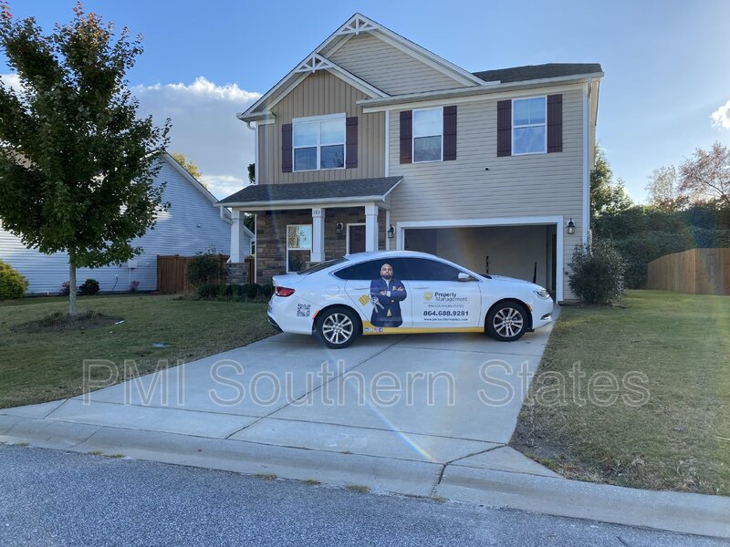 Simpsonville House: 101 Chadmore Street