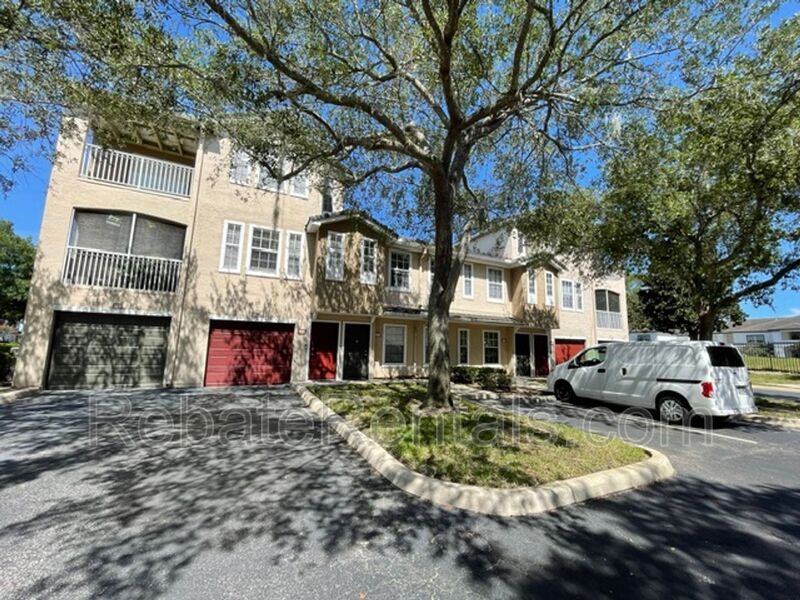 Jacksonville Condo: 10075 Gate Parkway N
