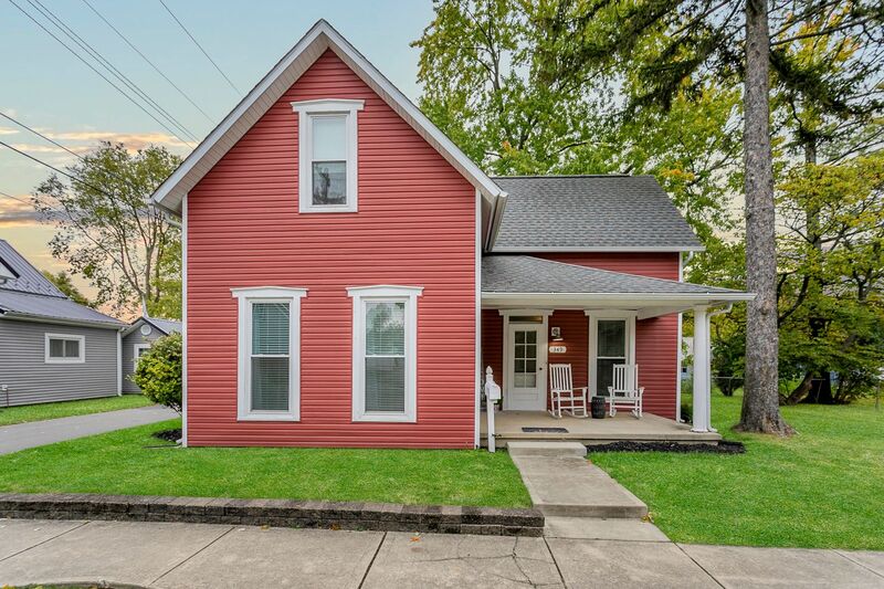 Plain City House: 349 S Chillicothe St