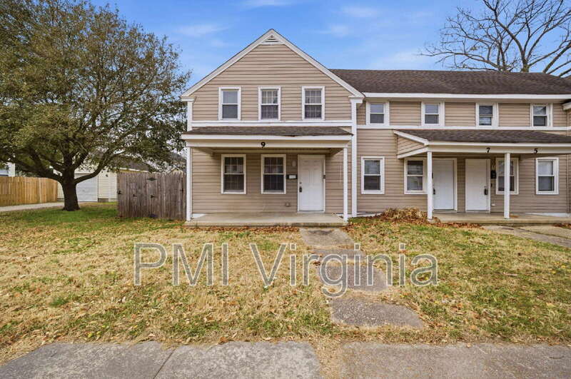 Portsmouth Townhome: 9 Decatur St