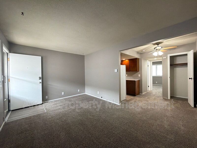 Lincoln Condo: 2110 J Street