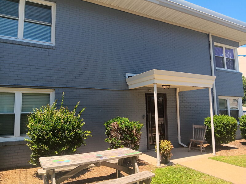 Norfolk Condo: 201 East Ocean View Ave