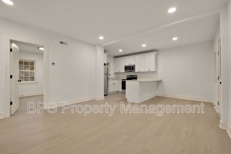 Warrenton Condo: 96 Lee St