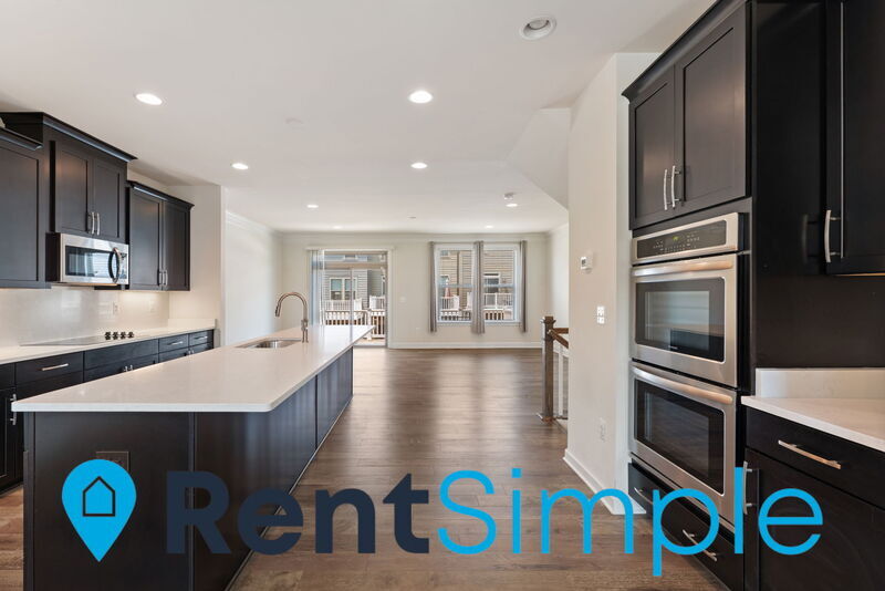 Manassas Townhome: 10520 Ratcliffe Trail