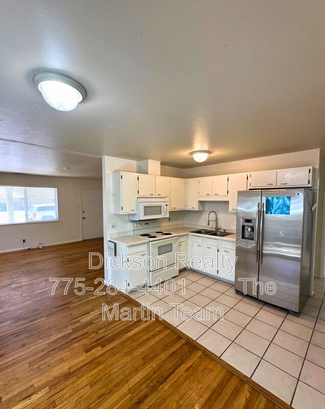 Reno House: 1160 Beldon Way