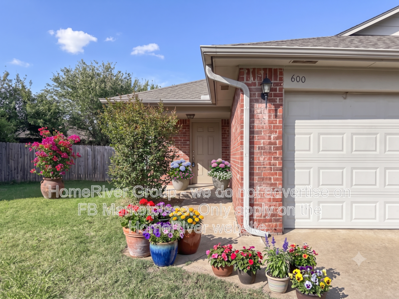 Yukon Condo: 600 Garrison Ln