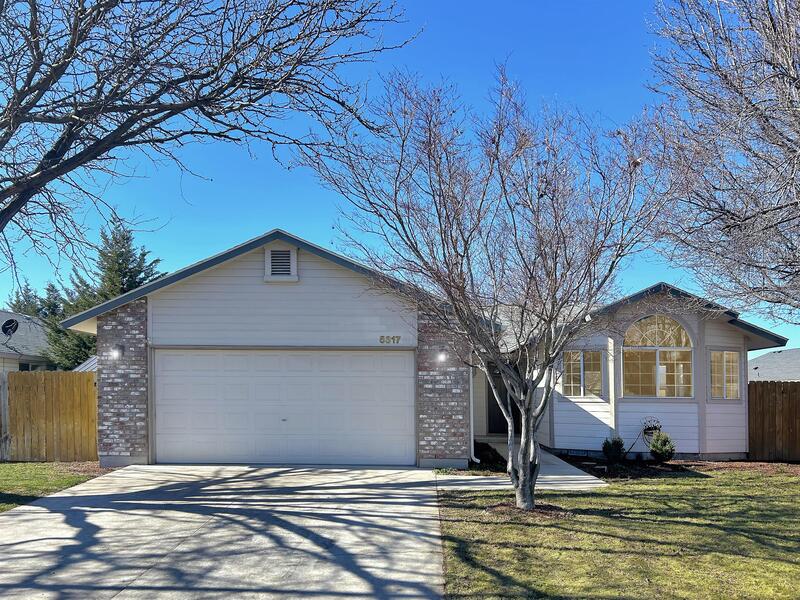 Boise House: 5317 North Candlestick Avenue