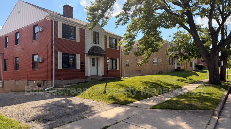 Dayton House: 538 Forrer Blvd
