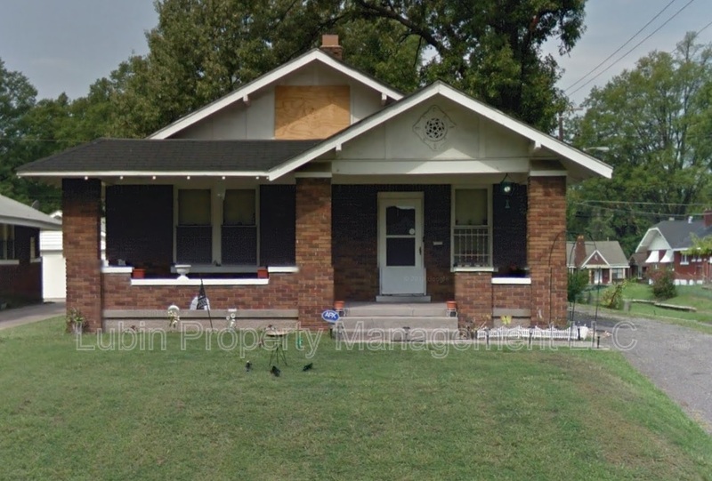 Memphis House: 1535 S Wellington St