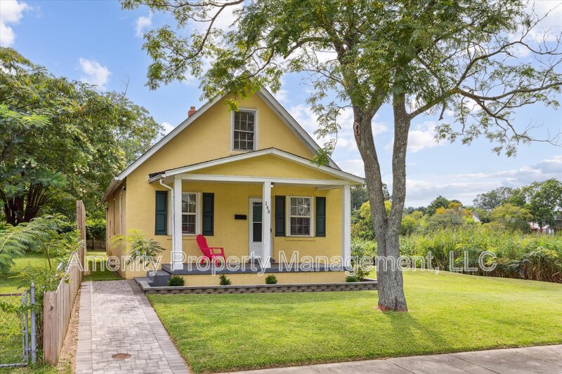 Newport News House: 145 Ash Avenue