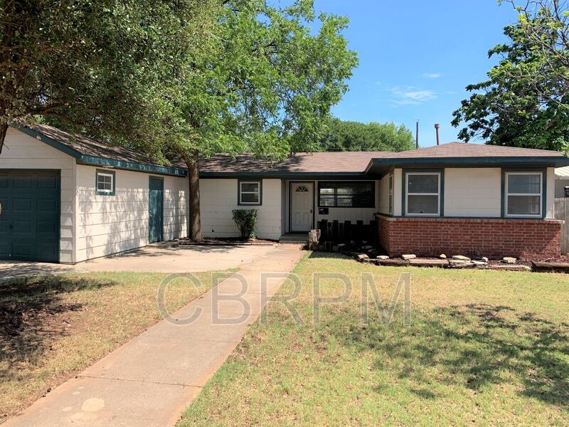Lubbock House: 3010 44th St