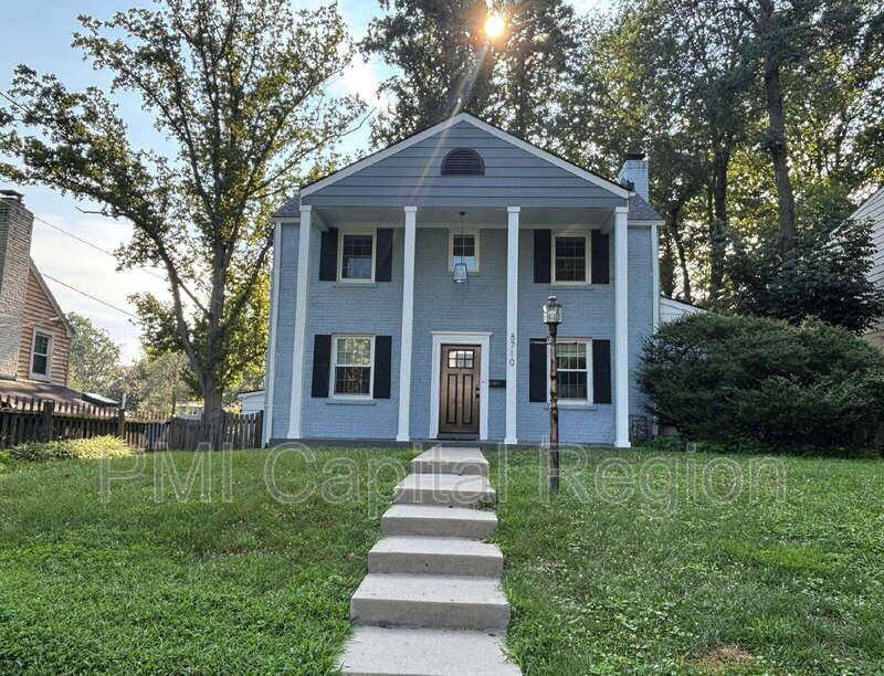 Silver Spring House: 8710 Maywood Ave