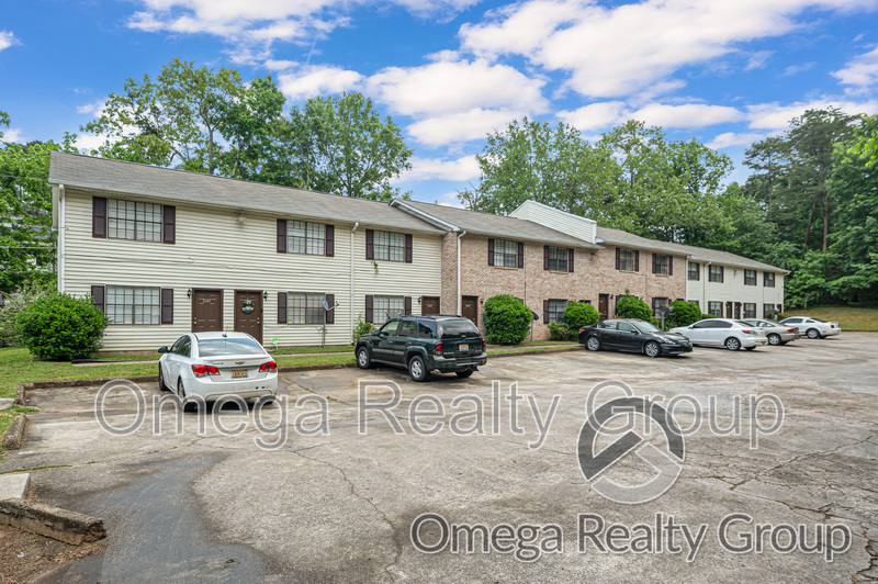 Center Point Condo: 2109 Whetstone Ct