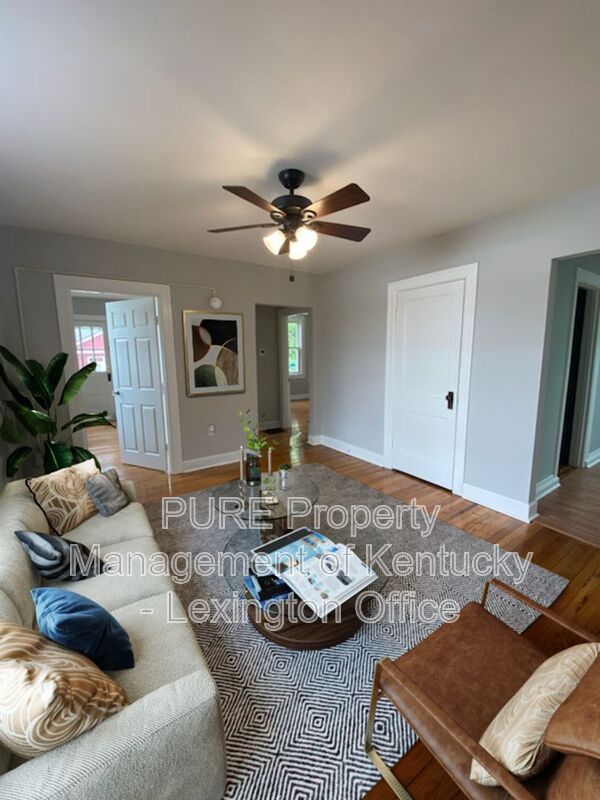 Paris Condo: 720 Main Street 2