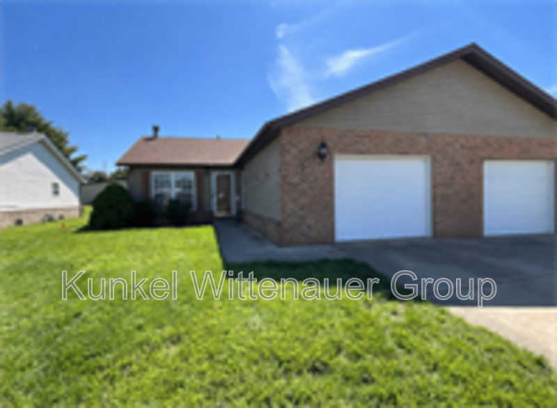 O'Fallon Condo: 932 Evan Drive
