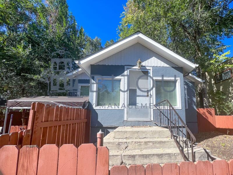 Colorado Springs Condo: 238 N. Prospect St