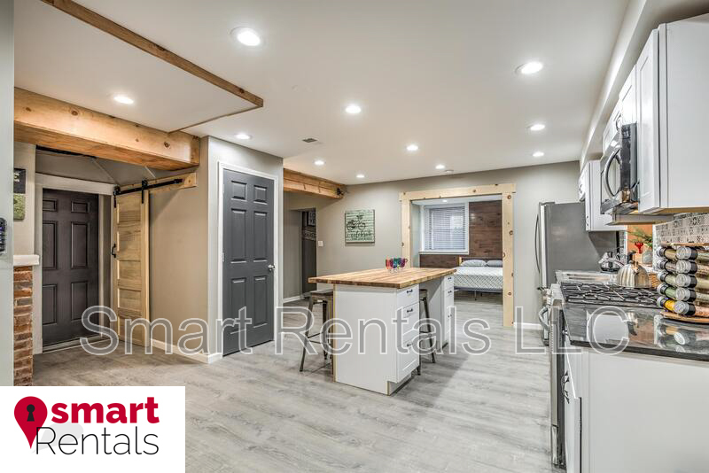 St. Louis Condo: 3640 Shaw Blvd - BE