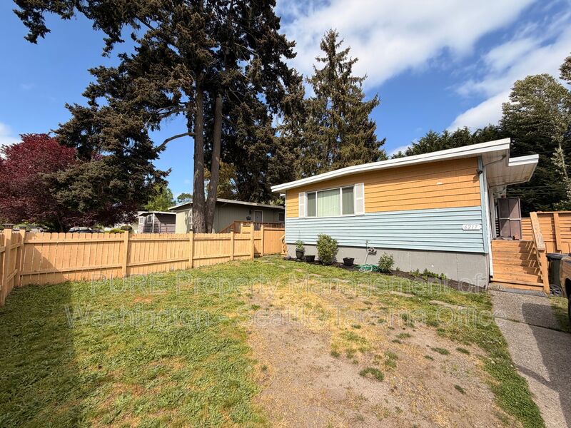 Tacoma Condo: 6217 S Huson