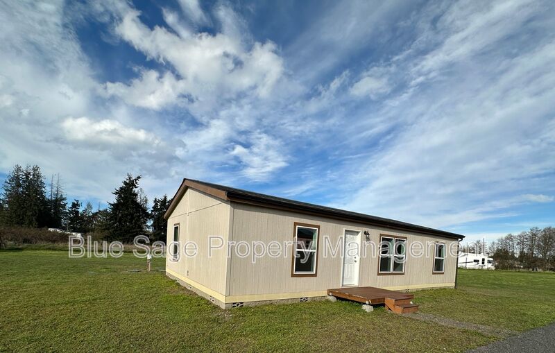 Sequim House: 504 Spencer Rd