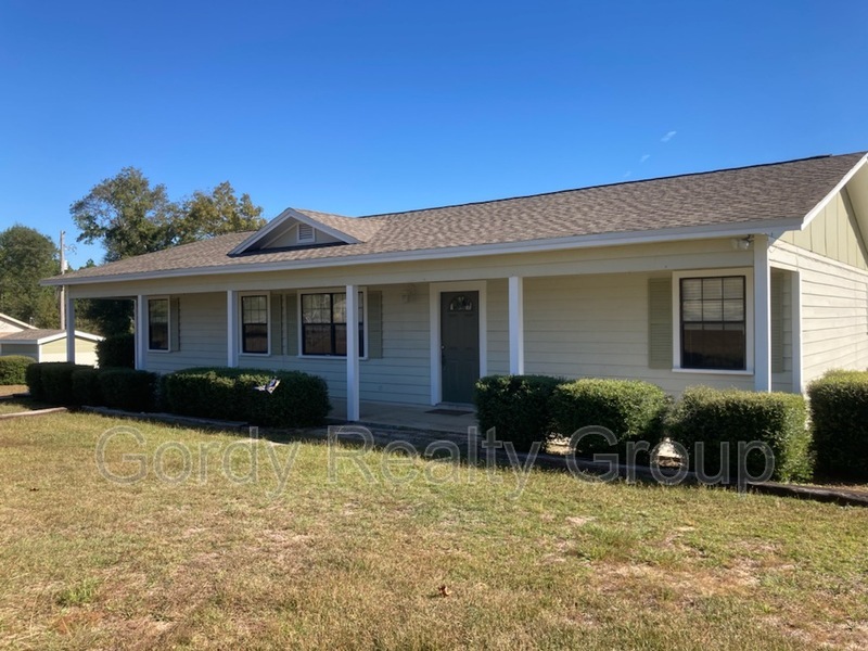 Marianna House: 5122 Presidents Circle