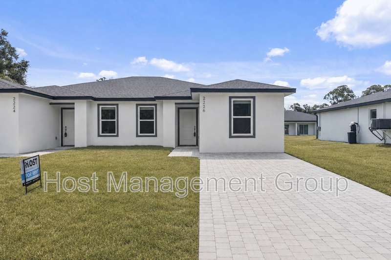 Port Charlotte Condo: 2226 Hilton St.