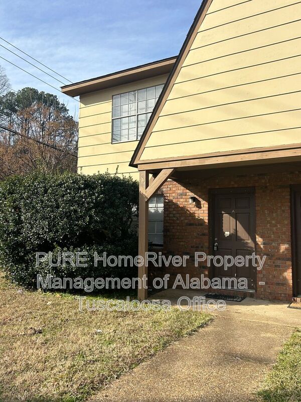 Tuscaloosa House: 1926 48th St E