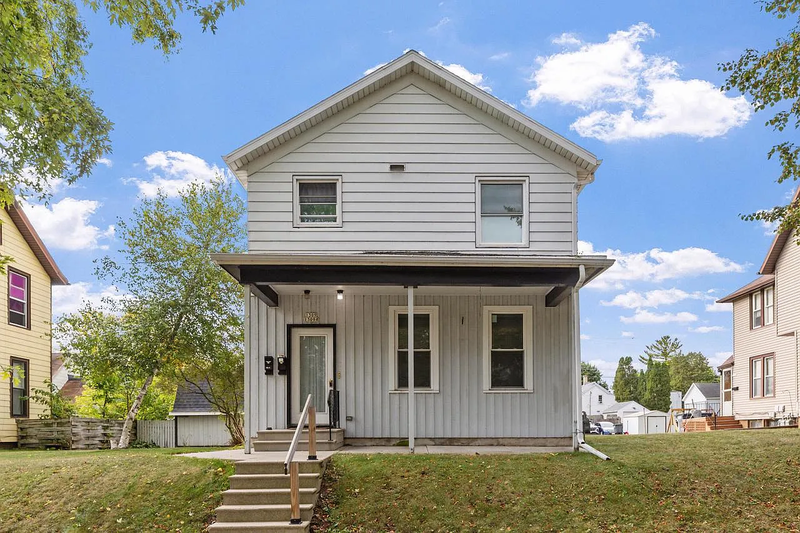 Sheboygan Condo: 1309 Jefferson Avenue - 1309A