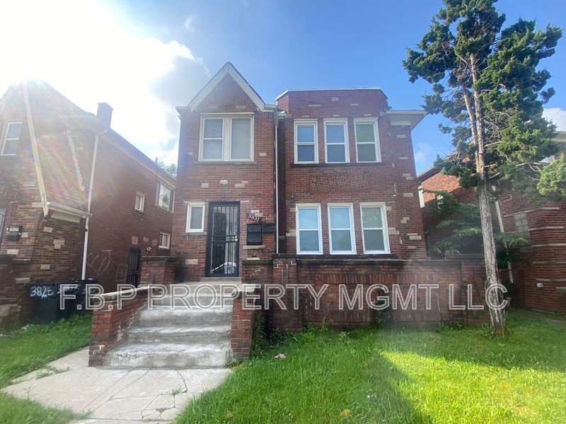 Detroit Condo: 3831 Waverly St