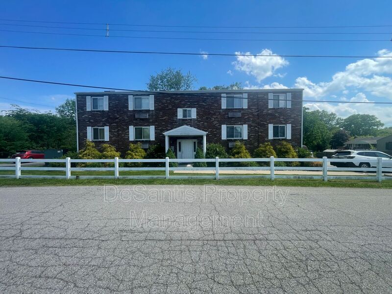 Baden Condo: 946 Carle Street