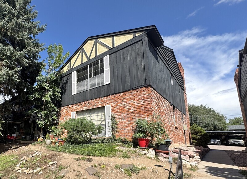 Main image for 2902 Airport Road #217