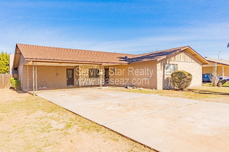 Chandler House: 532 W Dublin St