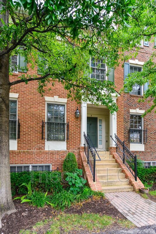 Alexandria Condo: 705 Massey Ln.