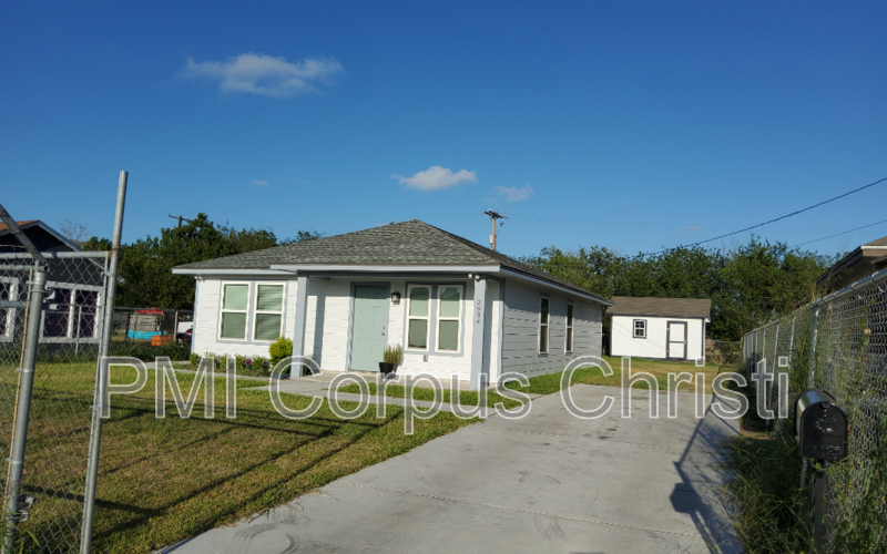Corpus Christi House: 2934 Carver Dr