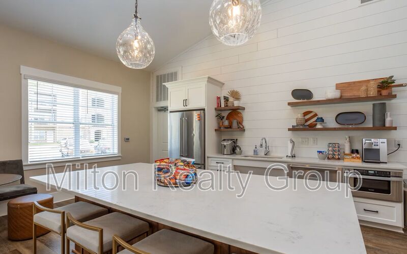 Lillington Condo: 170 Grove Circle